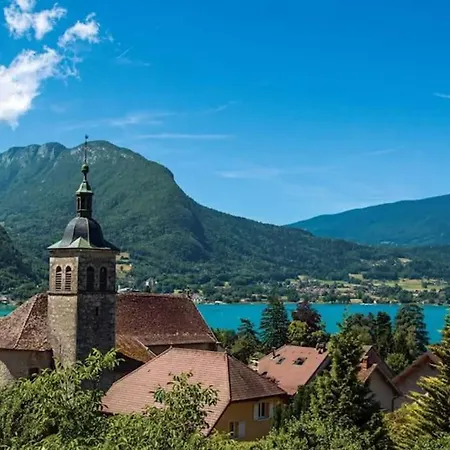 Proche Plages Et Commerces Avec Salle De Jeux Talloires