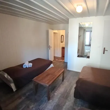 Apartment Centre Proche Plages Et Commerces Avec Salle De Jeux